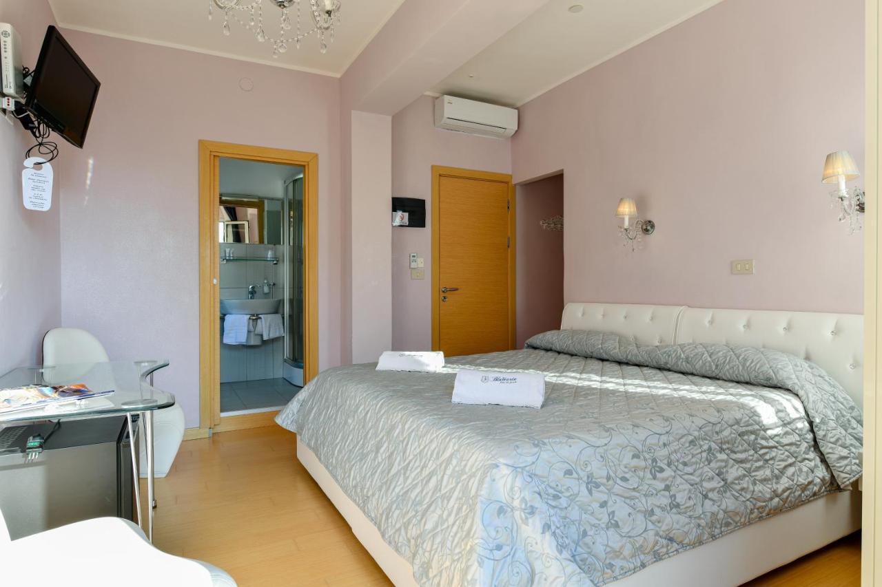 Hotel Boutique Blumarin Jesolo Extérieur photo